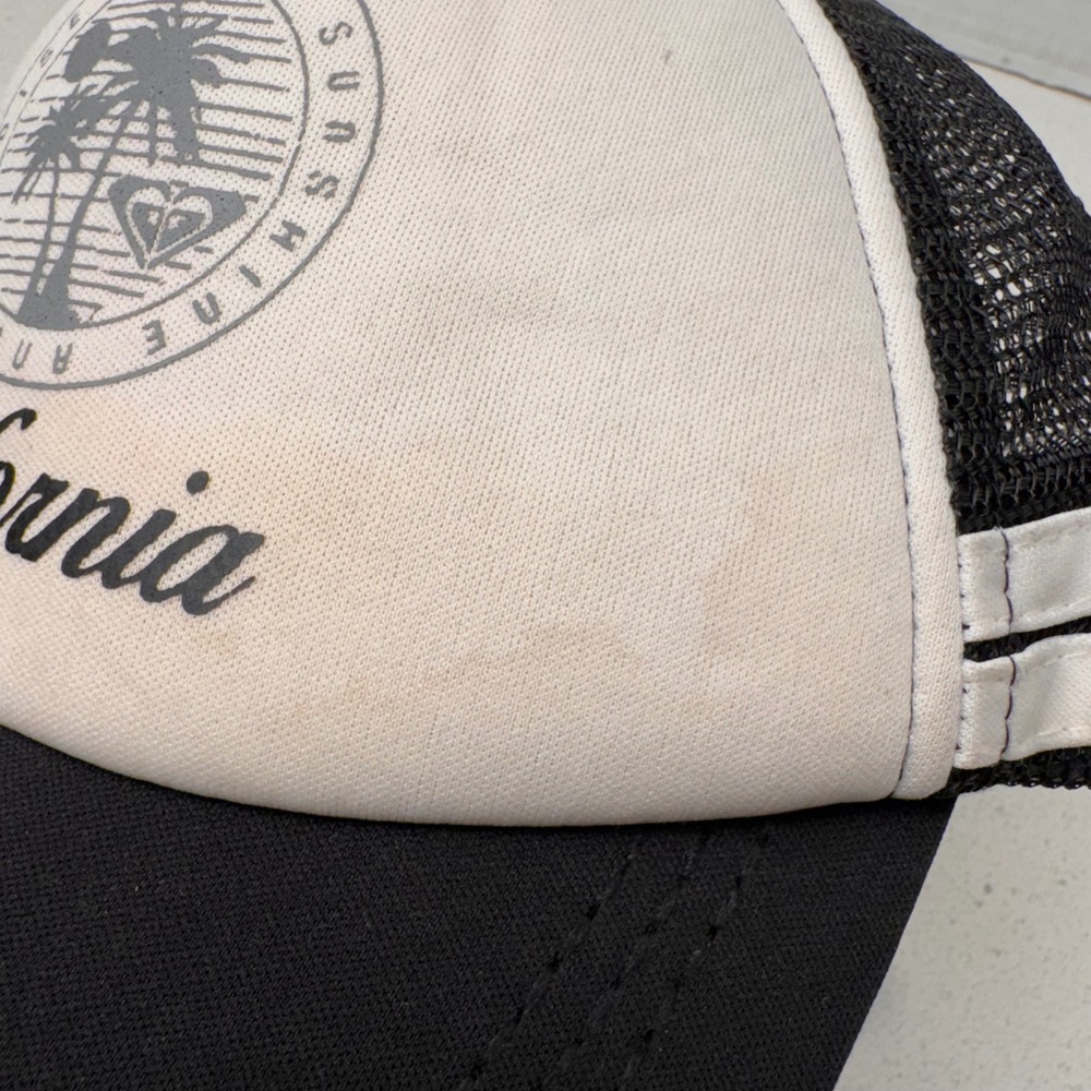 Roxy California Trucker‎ Hat Paradise and Sunshine Black White Adjustable - Picture 9 of 10